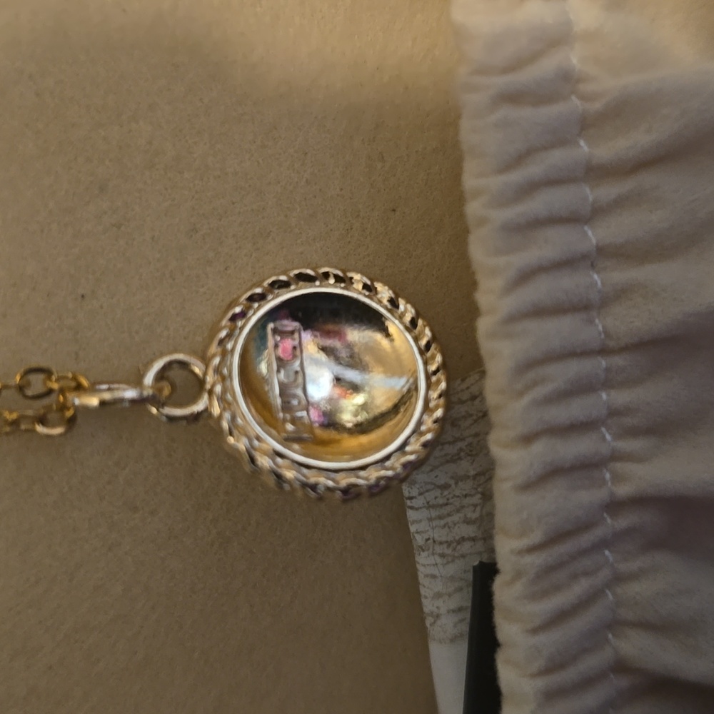 Gucci charm pendant - Picture 2 of 2